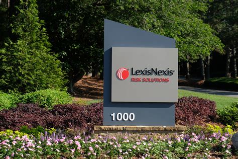 iyetek|iyeTek is a LexisNexis® company